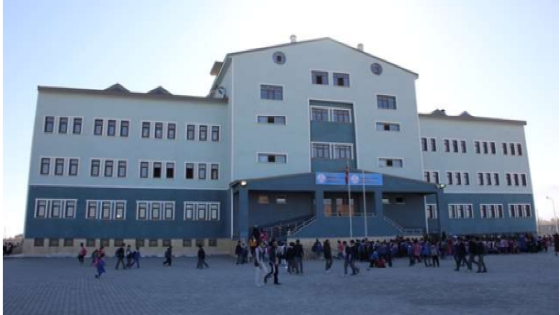 Ahmedi Hani Ortaokulu Fotoğrafı